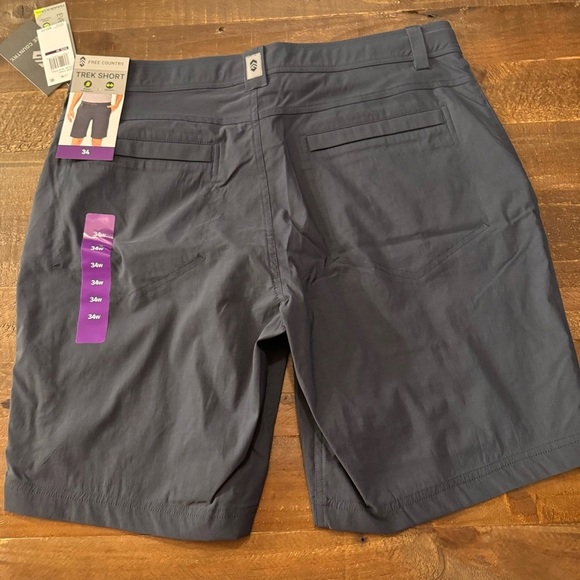 Free country Trek‎ Utility Short - Picture 7 of 8